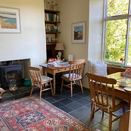The Old Post House 3* St Just