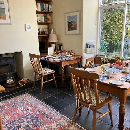 The Old Post House Bed & Breakfast 3*