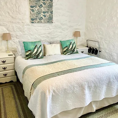 The Old Post House 3* St Just