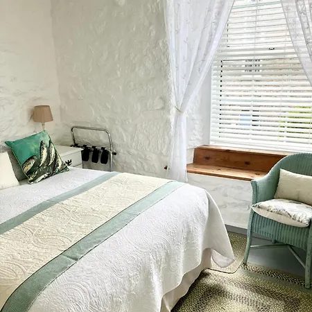 Bed & Breakfast The Old Post House 3*