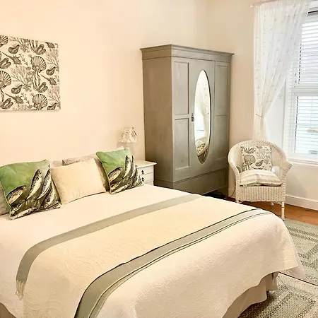 The Old Post House Bed & Breakfast 3*