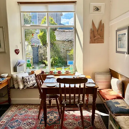 Bed & Breakfast The Old Post House 3*